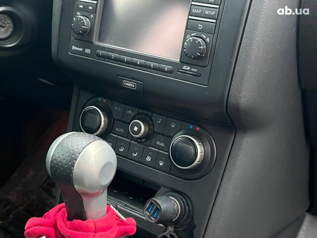 Красный Ниссан Кашкай, объемом двигателя 2 л и пробегом 196 тыс. км за 11790 $, фото 18 на Automoto.ua