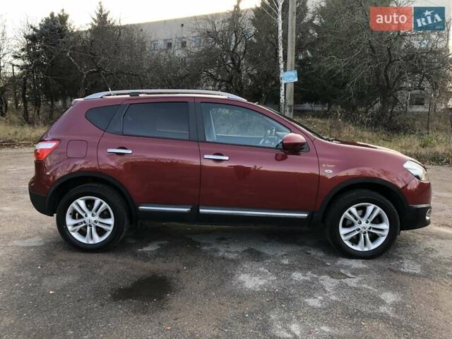 Красный Ниссан Кашкай, объемом двигателя 0 л и пробегом 164 тыс. км за 12690 $, фото 8 на Automoto.ua