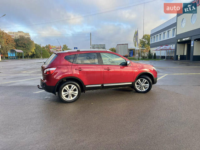 Красный Ниссан Кашкай, объемом двигателя 1.6 л и пробегом 171 тыс. км за 11600 $, фото 5 на Automoto.ua