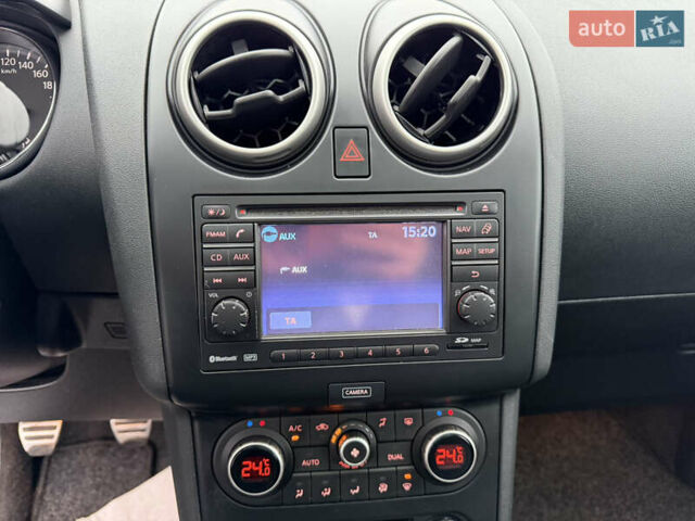 Красный Ниссан Кашкай, объемом двигателя 1.6 л и пробегом 86 тыс. км за 12999 $, фото 37 на Automoto.ua