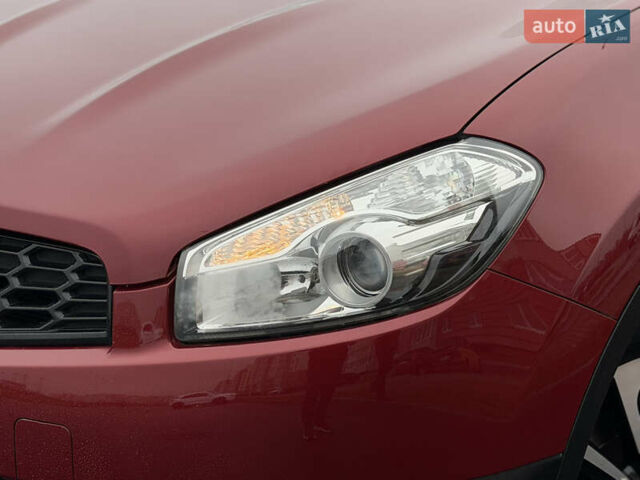 Красный Ниссан Кашкай, объемом двигателя 1.6 л и пробегом 86 тыс. км за 12999 $, фото 72 на Automoto.ua