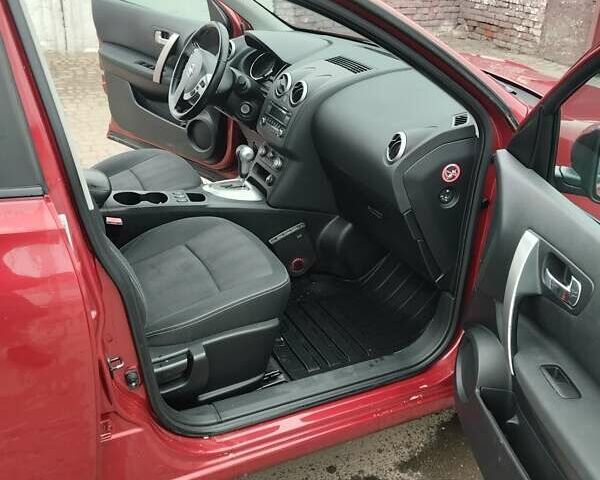 Красный Ниссан Кашкай, объемом двигателя 2 л и пробегом 188 тыс. км за 11800 $, фото 12 на Automoto.ua