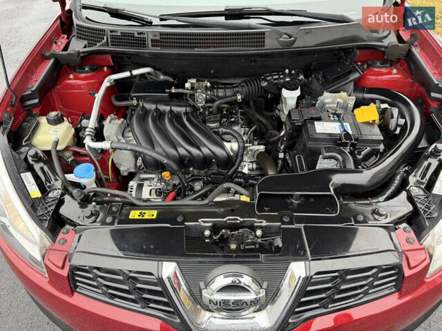 Красный Ниссан Кашкай, объемом двигателя 1.6 л и пробегом 86 тыс. км за 12999 $, фото 60 на Automoto.ua