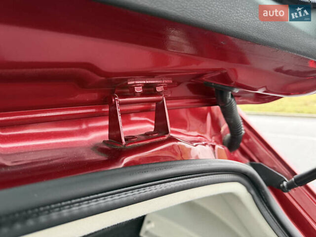 Красный Ниссан Кашкай, объемом двигателя 1.6 л и пробегом 86 тыс. км за 12999 $, фото 23 на Automoto.ua