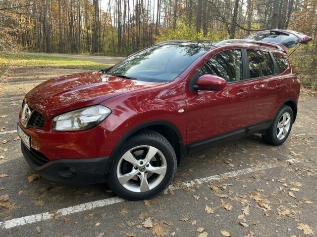 Красный Ниссан Кашкай, объемом двигателя 2 л и пробегом 117 тыс. км за 11900 $, фото 8 на Automoto.ua