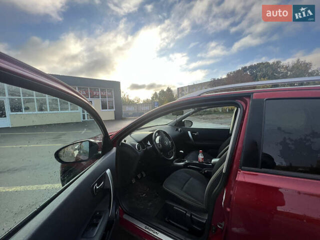 Красный Ниссан Кашкай, объемом двигателя 1.6 л и пробегом 171 тыс. км за 11600 $, фото 14 на Automoto.ua