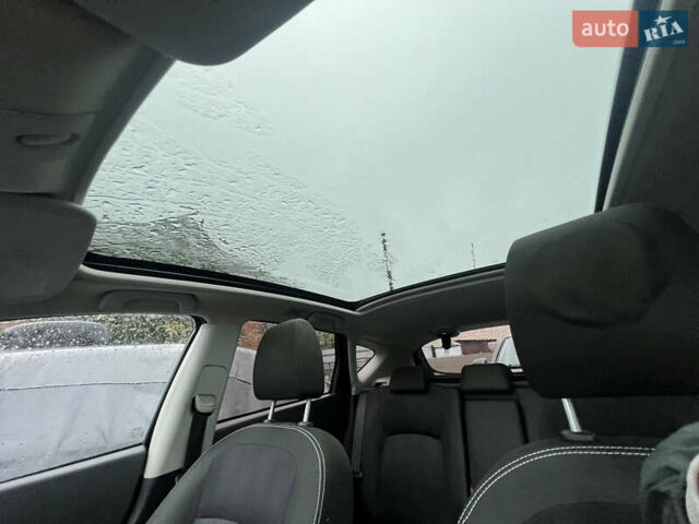 Красный Ниссан Кашкай, объемом двигателя 1.6 л и пробегом 171 тыс. км за 11600 $, фото 21 на Automoto.ua