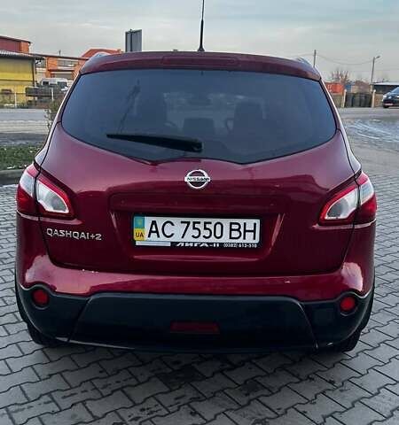 Красный Ниссан Кашкай, объемом двигателя 2 л и пробегом 355 тыс. км за 11200 $, фото 5 на Automoto.ua