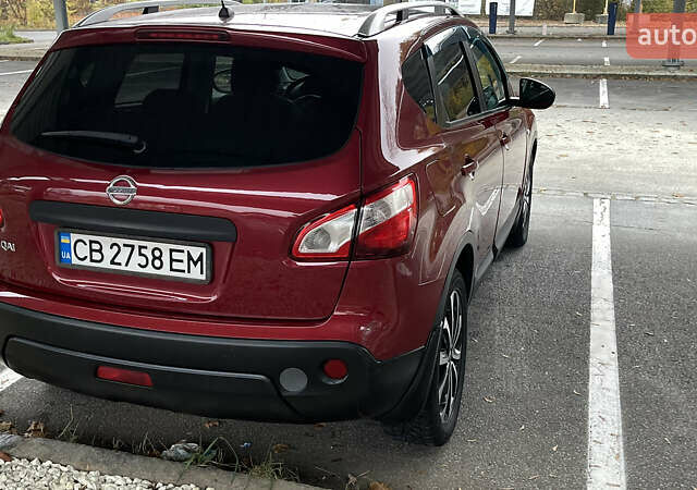 Червоний Ніссан Кашкай, об'ємом двигуна 1.6 л та пробігом 248 тис. км за 10900 $, фото 6 на Automoto.ua