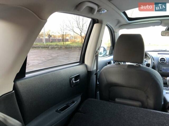 Красный Ниссан Кашкай, объемом двигателя 0 л и пробегом 164 тыс. км за 12690 $, фото 50 на Automoto.ua