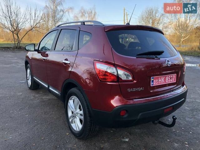 Красный Ниссан Кашкай, объемом двигателя 0 л и пробегом 164 тыс. км за 12690 $, фото 122 на Automoto.ua