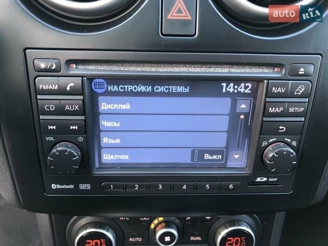 Красный Ниссан Кашкай, объемом двигателя 0 л и пробегом 164 тыс. км за 12690 $, фото 68 на Automoto.ua