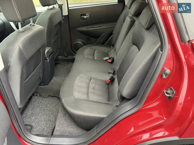 Красный Ниссан Кашкай, объемом двигателя 1.6 л и пробегом 86 тыс. км за 12999 $, фото 47 на Automoto.ua