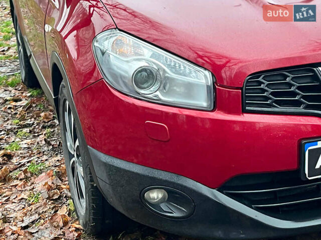 Красный Ниссан Кашкай, объемом двигателя 2 л и пробегом 196 тыс. км за 11790 $, фото 3 на Automoto.ua