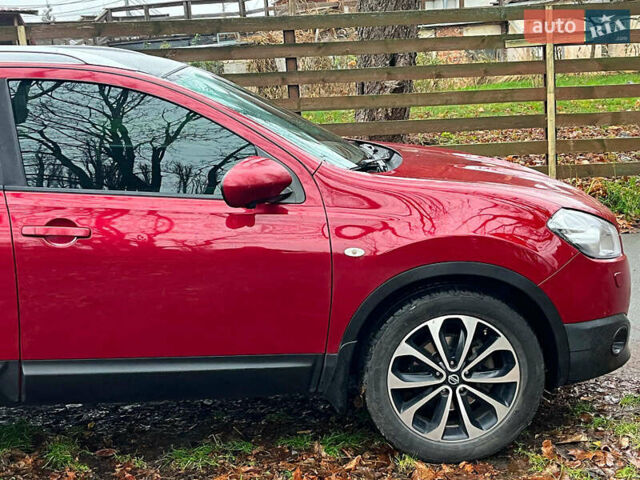 Красный Ниссан Кашкай, объемом двигателя 2 л и пробегом 196 тыс. км за 11790 $, фото 13 на Automoto.ua