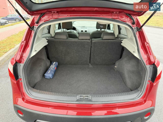 Красный Ниссан Кашкай, объемом двигателя 1.6 л и пробегом 86 тыс. км за 12999 $, фото 19 на Automoto.ua