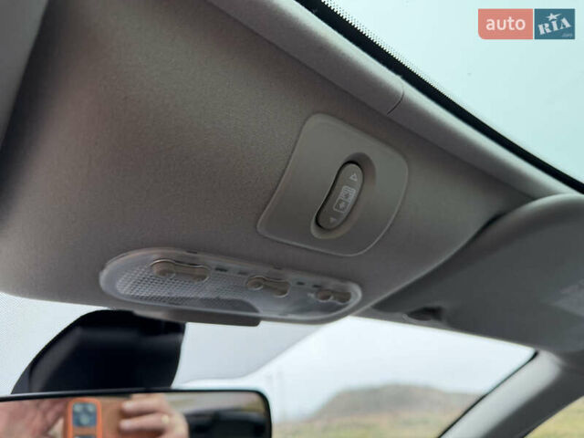 Красный Ниссан Кашкай, объемом двигателя 1.6 л и пробегом 86 тыс. км за 12999 $, фото 74 на Automoto.ua