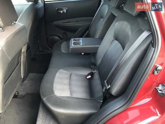 Красный Ниссан Кашкай, объемом двигателя 0 л и пробегом 164 тыс. км за 12690 $, фото 85 на Automoto.ua