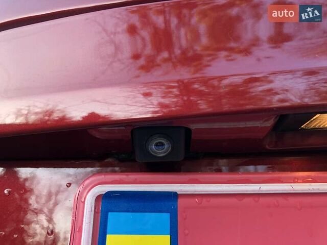 Красный Ниссан Кашкай, объемом двигателя 0 л и пробегом 164 тыс. км за 12690 $, фото 131 на Automoto.ua