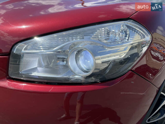 Красный Ниссан Кашкай, объемом двигателя 1.6 л и пробегом 174 тыс. км за 10500 $, фото 10 на Automoto.ua