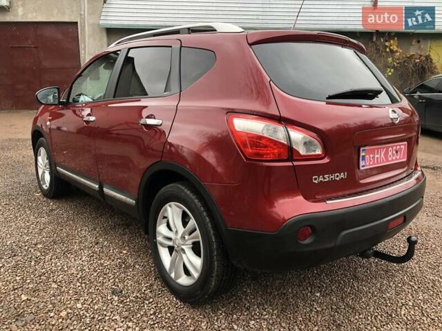 Красный Ниссан Кашкай, объемом двигателя 0 л и пробегом 164 тыс. км за 12690 $, фото 140 на Automoto.ua