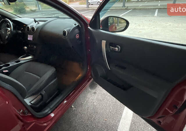 Червоний Ніссан Кашкай, об'ємом двигуна 1.6 л та пробігом 248 тис. км за 10900 $, фото 15 на Automoto.ua