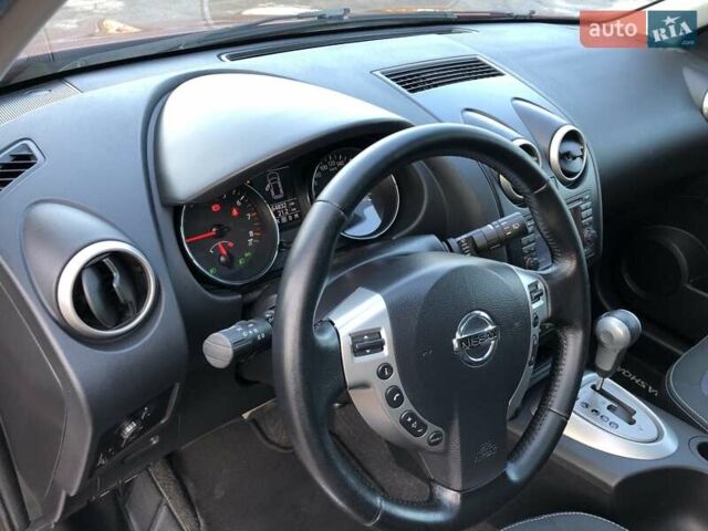 Красный Ниссан Кашкай, объемом двигателя 0 л и пробегом 164 тыс. км за 12690 $, фото 74 на Automoto.ua