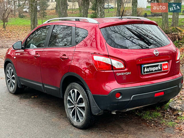 Красный Ниссан Кашкай, объемом двигателя 2 л и пробегом 196 тыс. км за 11790 $, фото 7 на Automoto.ua