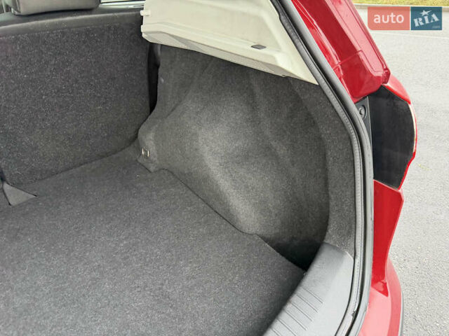 Красный Ниссан Кашкай, объемом двигателя 1.6 л и пробегом 86 тыс. км за 12999 $, фото 20 на Automoto.ua