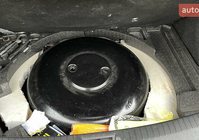 Червоний Ніссан Кашкай, об'ємом двигуна 1.6 л та пробігом 248 тис. км за 10900 $, фото 18 на Automoto.ua