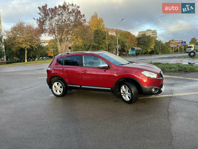 Красный Ниссан Кашкай, объемом двигателя 1.6 л и пробегом 171 тыс. км за 11600 $, фото 3 на Automoto.ua