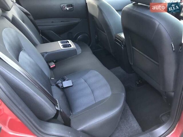 Красный Ниссан Кашкай, объемом двигателя 2 л и пробегом 184 тыс. км за 12200 $, фото 93 на Automoto.ua