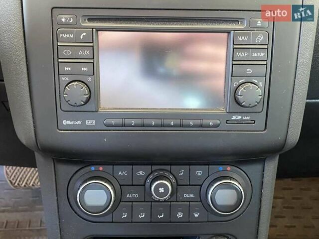 Красный Ниссан Кашкай, объемом двигателя 1.6 л и пробегом 152 тыс. км за 9999 $, фото 28 на Automoto.ua
