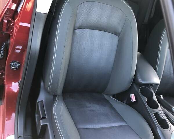 Красный Ниссан Кашкай, объемом двигателя 0 л и пробегом 164 тыс. км за 12690 $, фото 36 на Automoto.ua