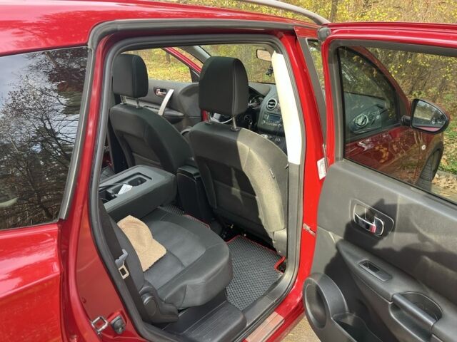 Красный Ниссан Кашкай, объемом двигателя 2 л и пробегом 117 тыс. км за 11900 $, фото 16 на Automoto.ua