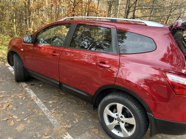 Красный Ниссан Кашкай, объемом двигателя 2 л и пробегом 117 тыс. км за 11900 $, фото 10 на Automoto.ua