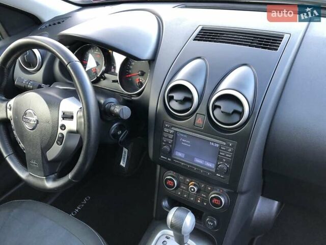 Красный Ниссан Кашкай, объемом двигателя 0 л и пробегом 164 тыс. км за 12690 $, фото 55 на Automoto.ua