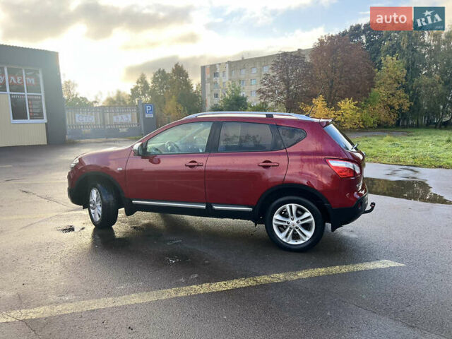 Красный Ниссан Кашкай, объемом двигателя 1.6 л и пробегом 171 тыс. км за 11600 $, фото 4 на Automoto.ua