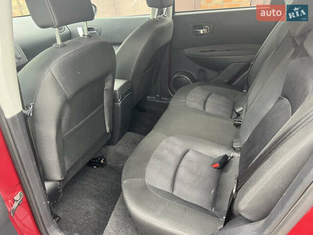 Красный Ниссан Кашкай, объемом двигателя 1.6 л и пробегом 171 тыс. км за 11600 $, фото 23 на Automoto.ua