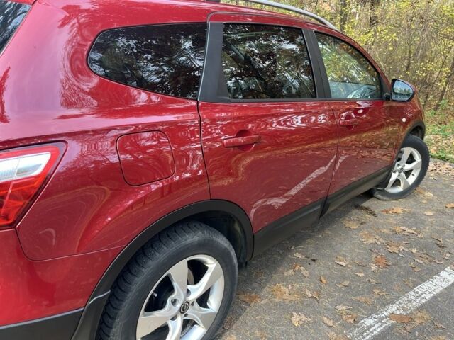 Красный Ниссан Кашкай, объемом двигателя 2 л и пробегом 117 тыс. км за 11900 $, фото 13 на Automoto.ua