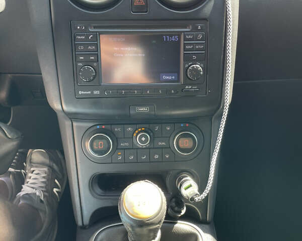 Красный Ниссан Кашкай, объемом двигателя 1.6 л и пробегом 174 тыс. км за 10500 $, фото 15 на Automoto.ua