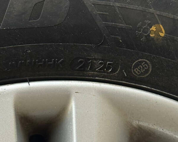 Красный Ниссан Кашкай, объемом двигателя 2 л и пробегом 162 тыс. км за 6400 $, фото 16 на Automoto.ua