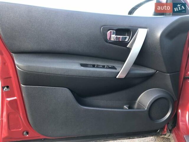 Красный Ниссан Кашкай, объемом двигателя 0 л и пробегом 164 тыс. км за 12690 $, фото 52 на Automoto.ua