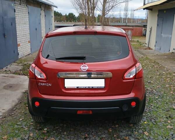 Красный Ниссан Кашкай, объемом двигателя 1.6 л и пробегом 67 тыс. км за 11600 $, фото 3 на Automoto.ua