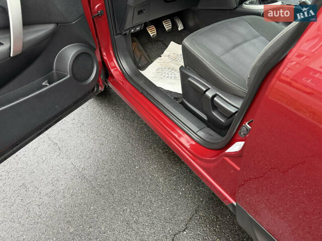 Красный Ниссан Кашкай, объемом двигателя 1.6 л и пробегом 86 тыс. км за 12999 $, фото 27 на Automoto.ua