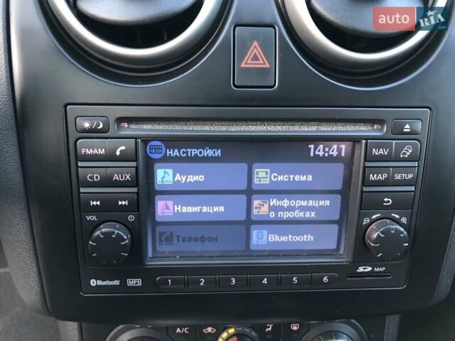 Красный Ниссан Кашкай, объемом двигателя 0 л и пробегом 164 тыс. км за 12690 $, фото 64 на Automoto.ua