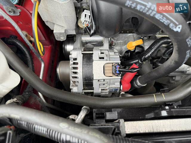 Красный Ниссан Кашкай, объемом двигателя 1.6 л и пробегом 86 тыс. км за 12999 $, фото 63 на Automoto.ua