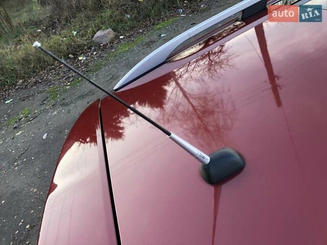 Красный Ниссан Кашкай, объемом двигателя 0 л и пробегом 164 тыс. км за 12690 $, фото 130 на Automoto.ua