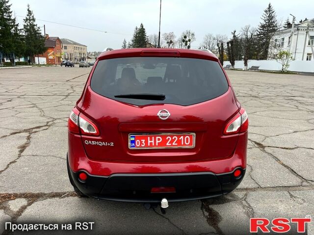 Червоний Ніссан Кашкай, об'ємом двигуна 1.6 л та пробігом 191 тис. км за 11300 $, фото 5 на Automoto.ua