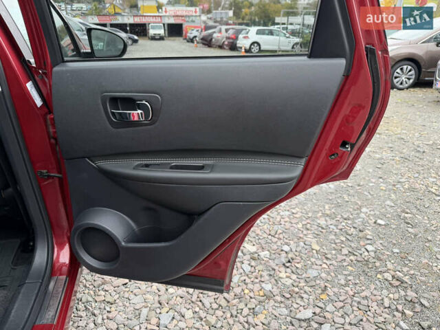 Красный Ниссан Кашкай, объемом двигателя 1.5 л и пробегом 140 тыс. км за 12800 $, фото 19 на Automoto.ua